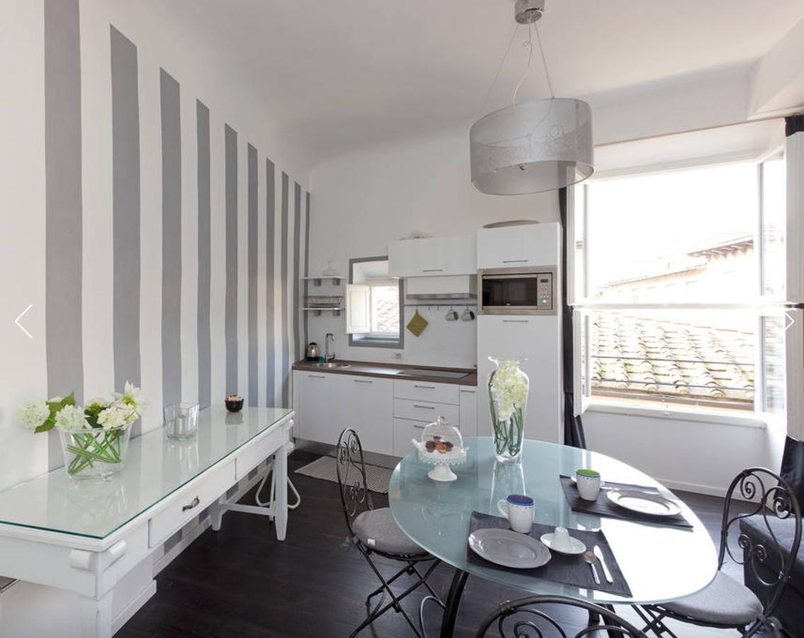 Old Bridge: Historical And Chic Apartment فلورنس المظهر الخارجي الصورة